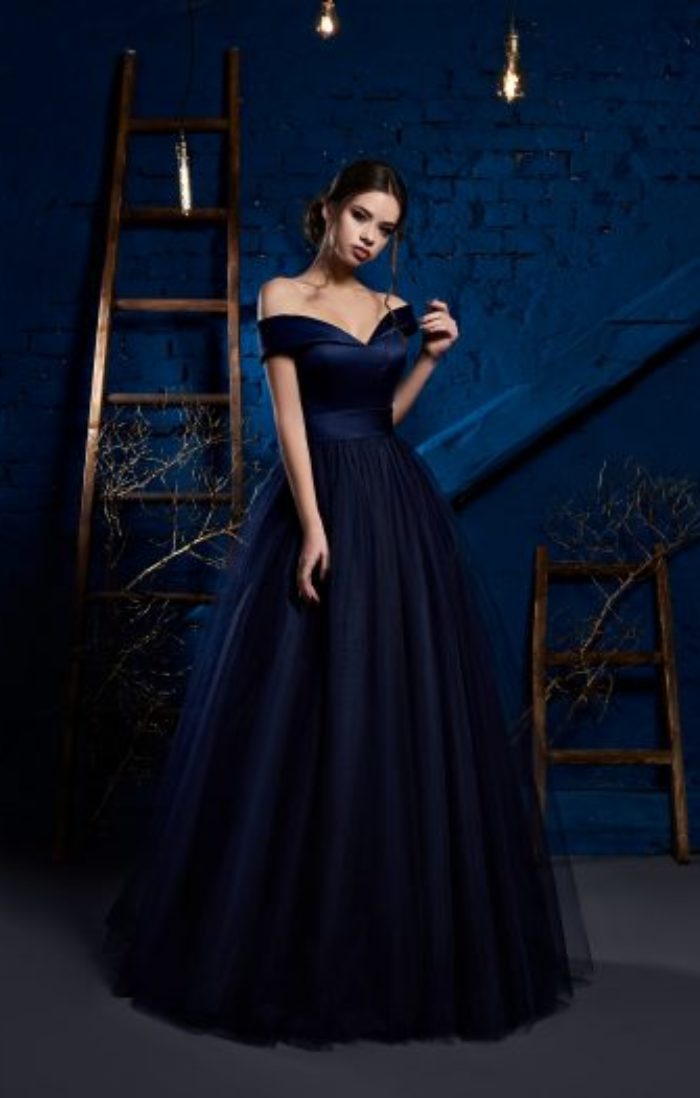 Вечірня сукня. Модель 019-36