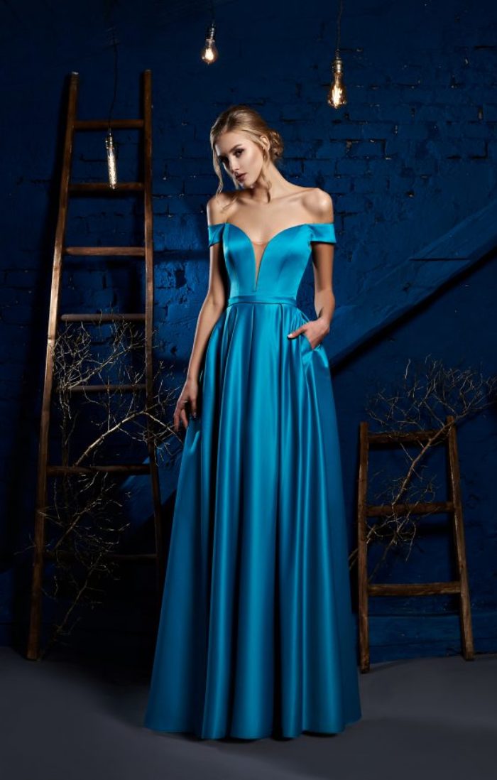 Вечірня сукня. Модель 019-22